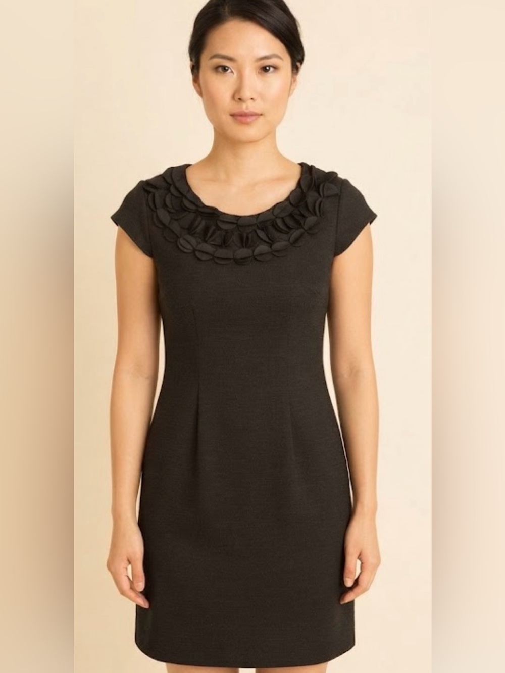Roulette Women’s Gray Ruffled Sheath Dress Size Medium